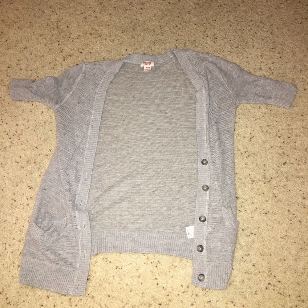 little grey sweater